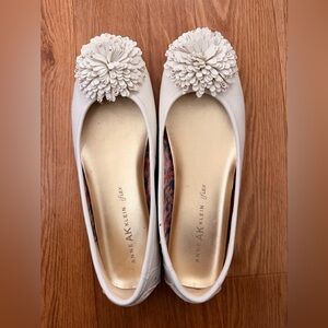 Anne Klein Women's White Floral Flats
